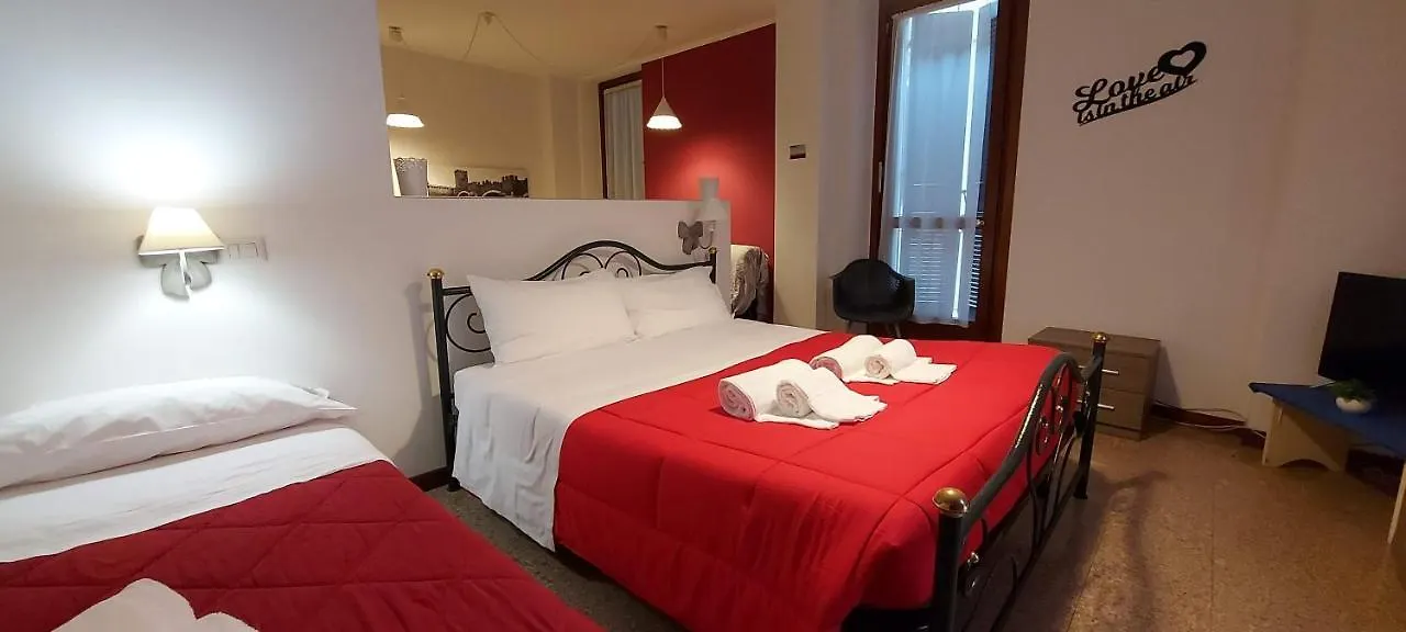 Διαμέρισμα Marconi Rooms Loggia Delle Erbe Βερόνα